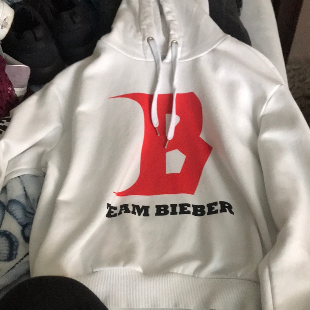 Justin Bieber never worn concert tour hoodie
